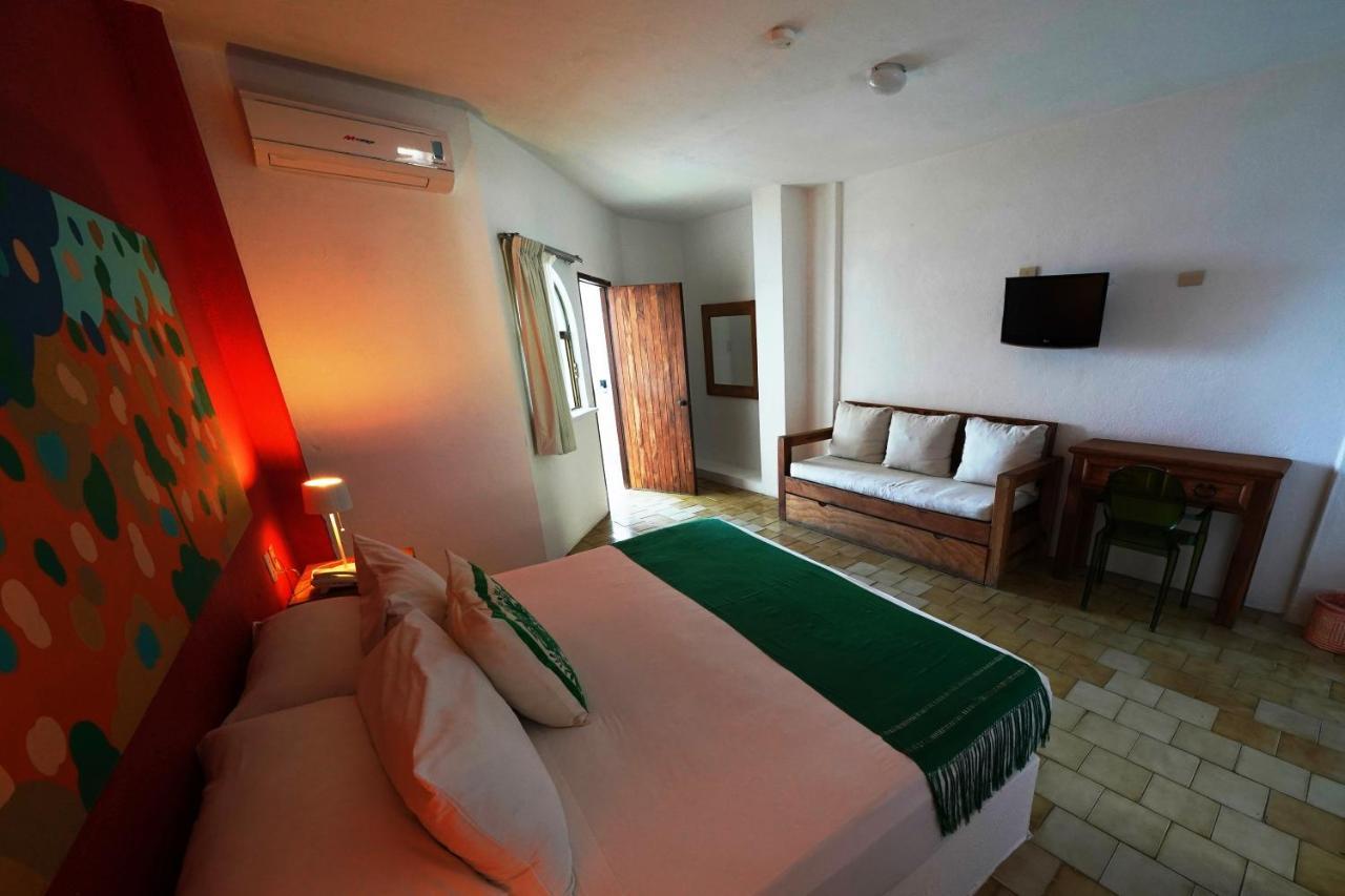 Emperador Vallarta Beachfront Hotel And Suites Puerto Vallarta Exterior foto