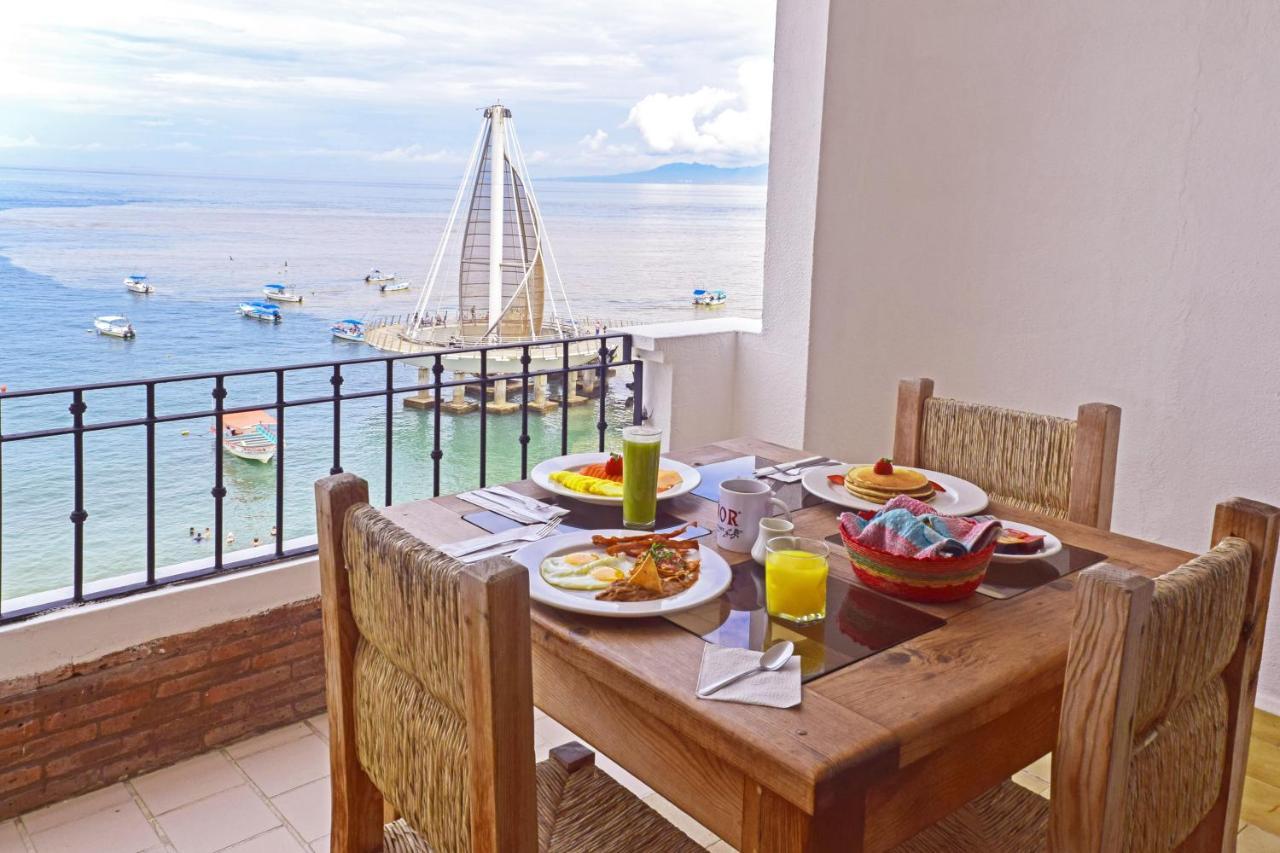 Emperador Vallarta Beachfront Hotel And Suites Puerto Vallarta Exterior foto
